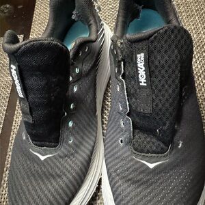 Hoka Black and White Rincon 2
